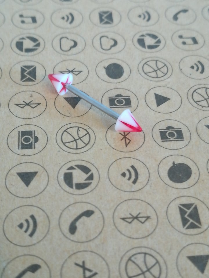 Piercing Stab mit Spitze